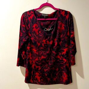 Dana Buchman Red/Black 3/4 Length Sleeve with Silver Buckle at Neckline Size M